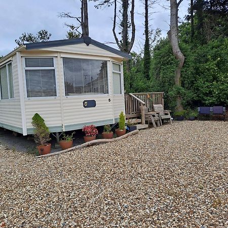 Amroth Bay Holiday Caravan Llanteg Exterior photo
