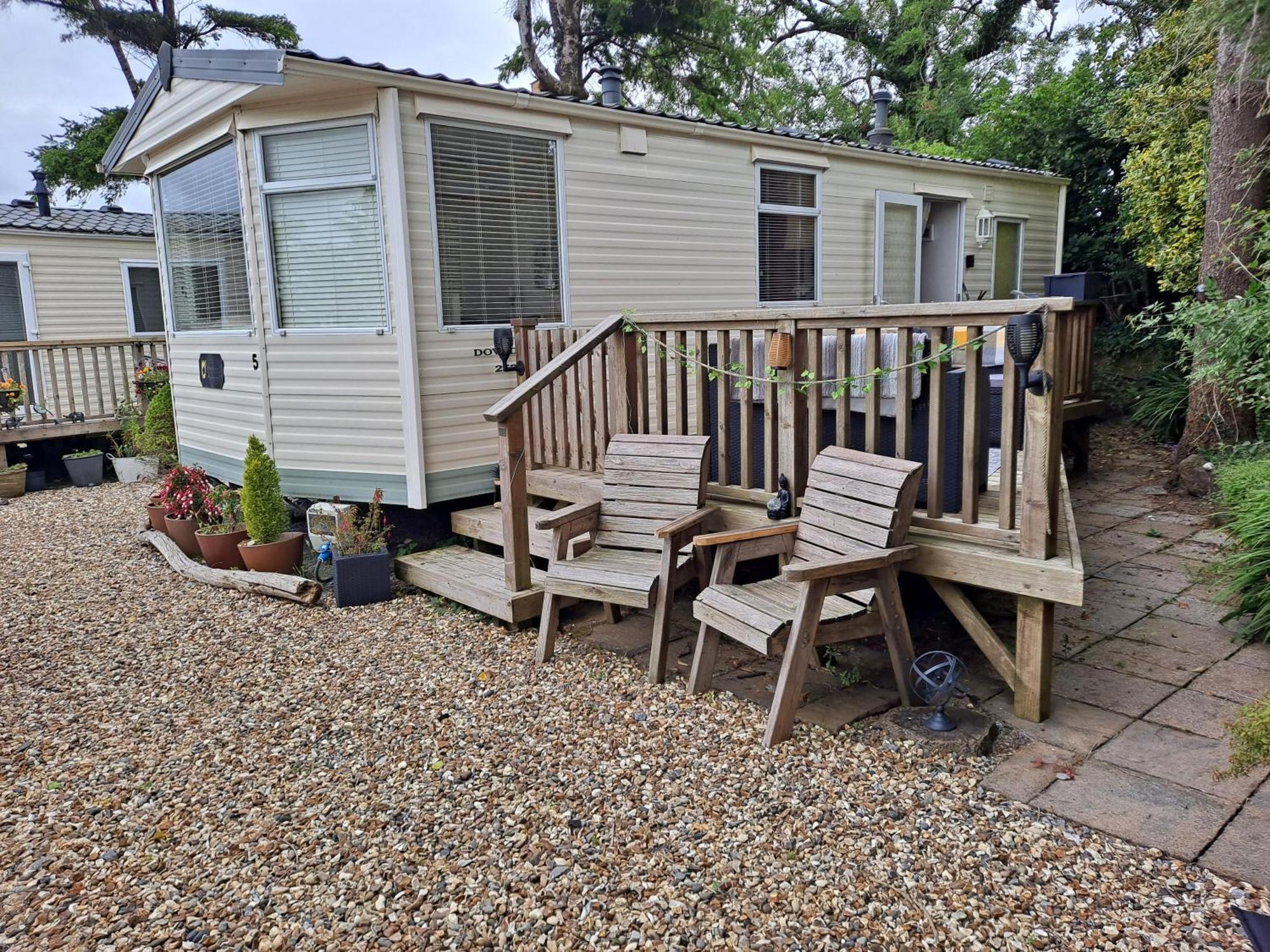 Amroth Bay Holiday Caravan Llanteg Exterior photo