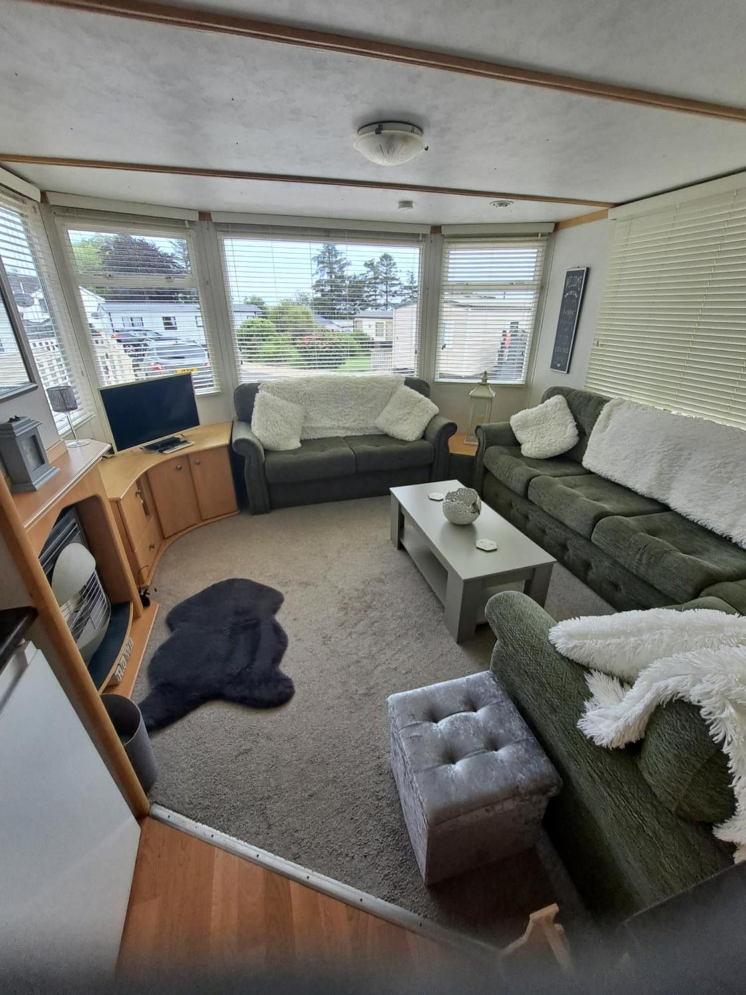 Amroth Bay Holiday Caravan Llanteg Exterior photo