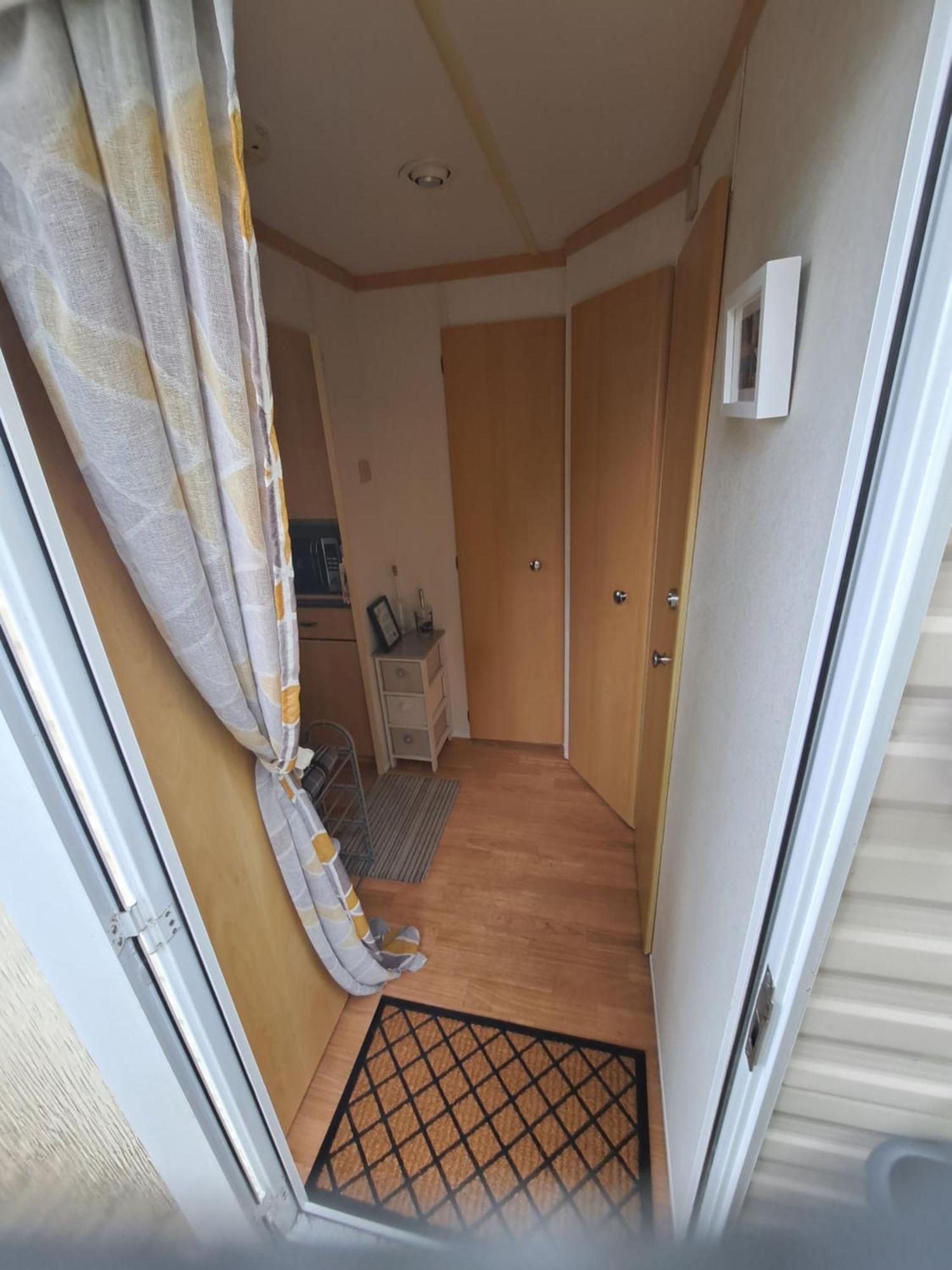 Amroth Bay Holiday Caravan Llanteg Exterior photo