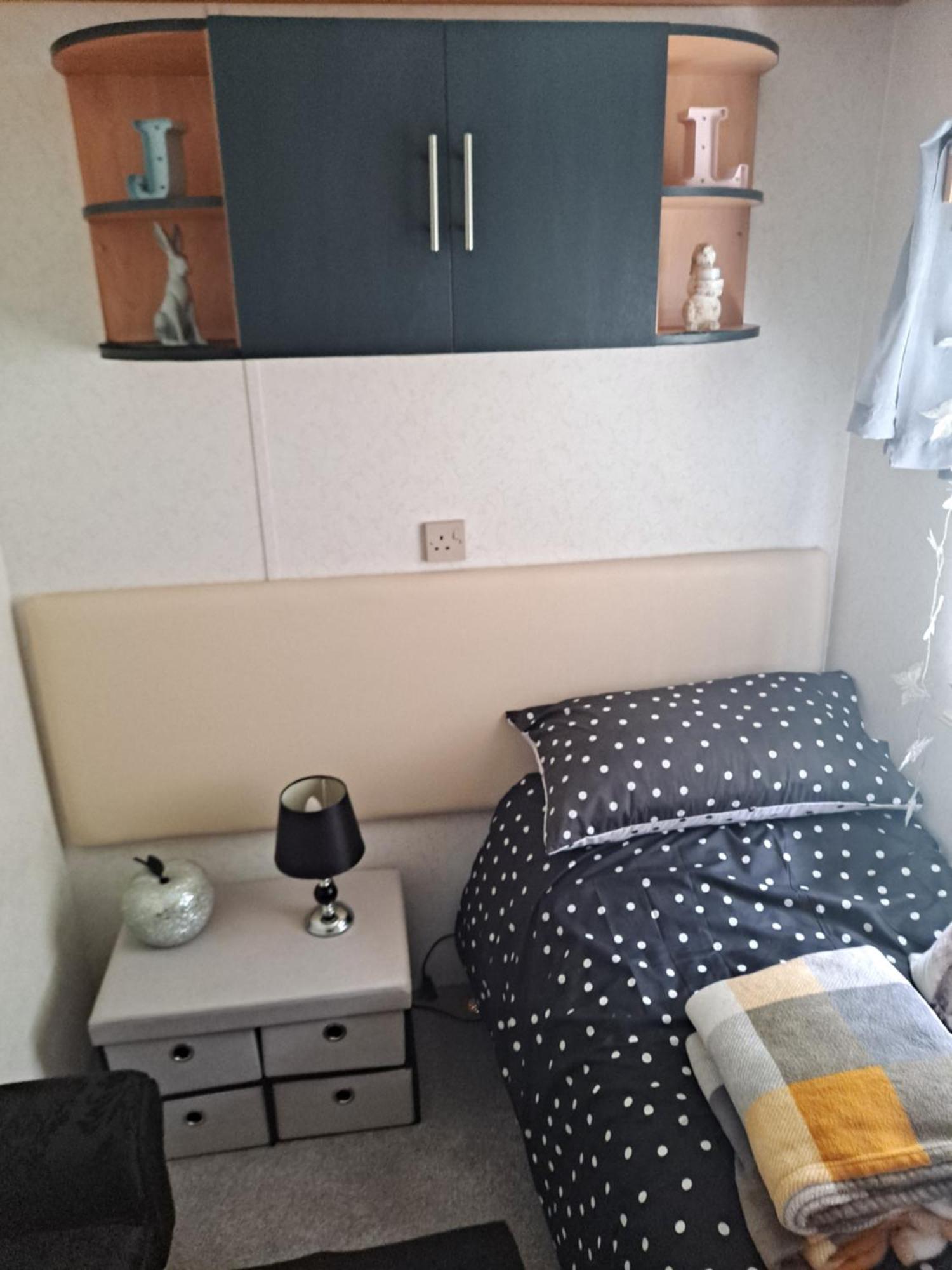 Amroth Bay Holiday Caravan Llanteg Exterior photo